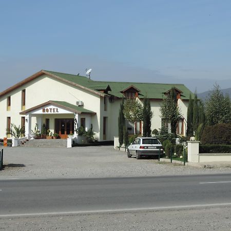 Hotel Emocia Natakhtari 외부 사진