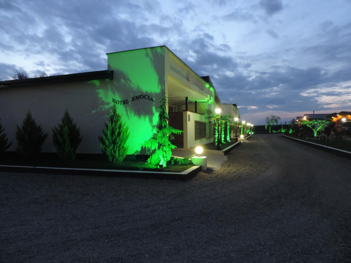 Hotel Emocia Natakhtari 외부 사진