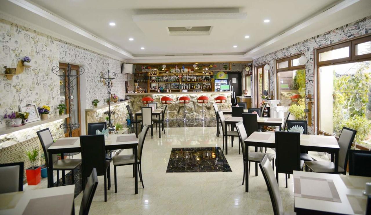 Hotel Emocia Natakhtari 외부 사진